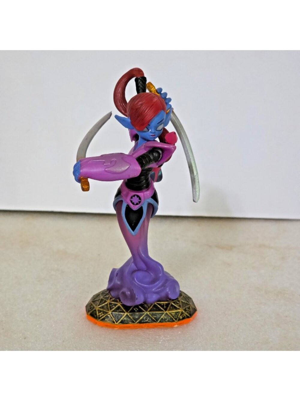 Activision Skylanders Scarlet Ninjini Giants 2012 Action Figure UNTESTED 5"